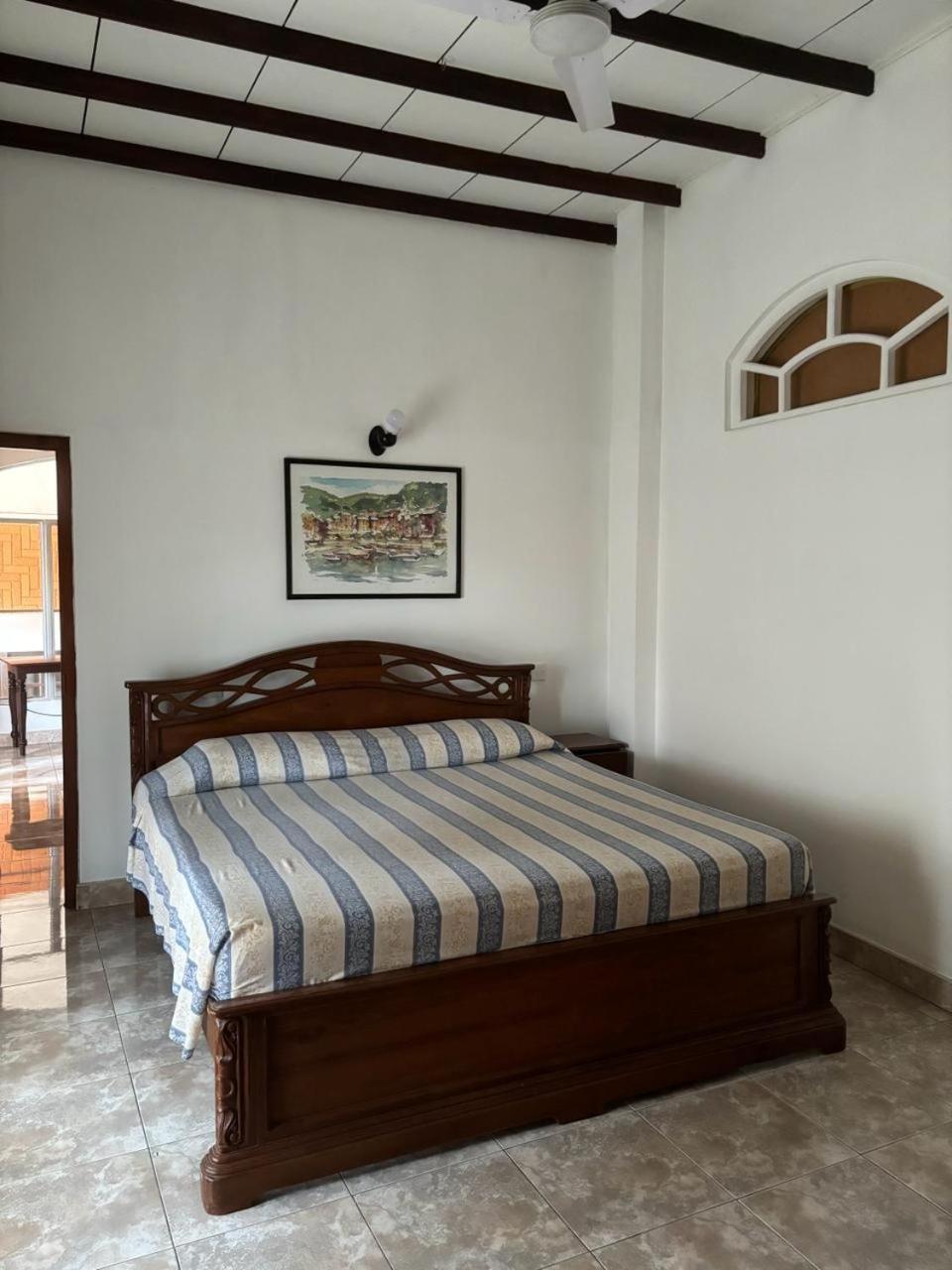 Village Inn Resort Negombo Værelse billede