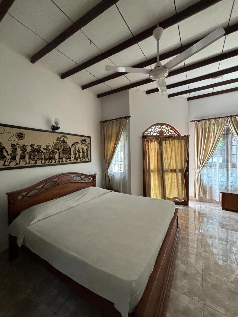 Village Inn Resort Negombo Værelse billede