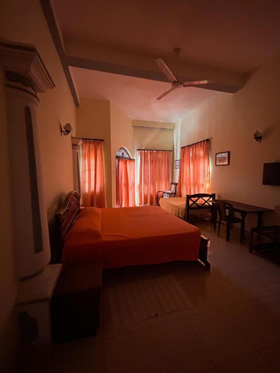 Village Inn Resort Negombo Eksteriør billede